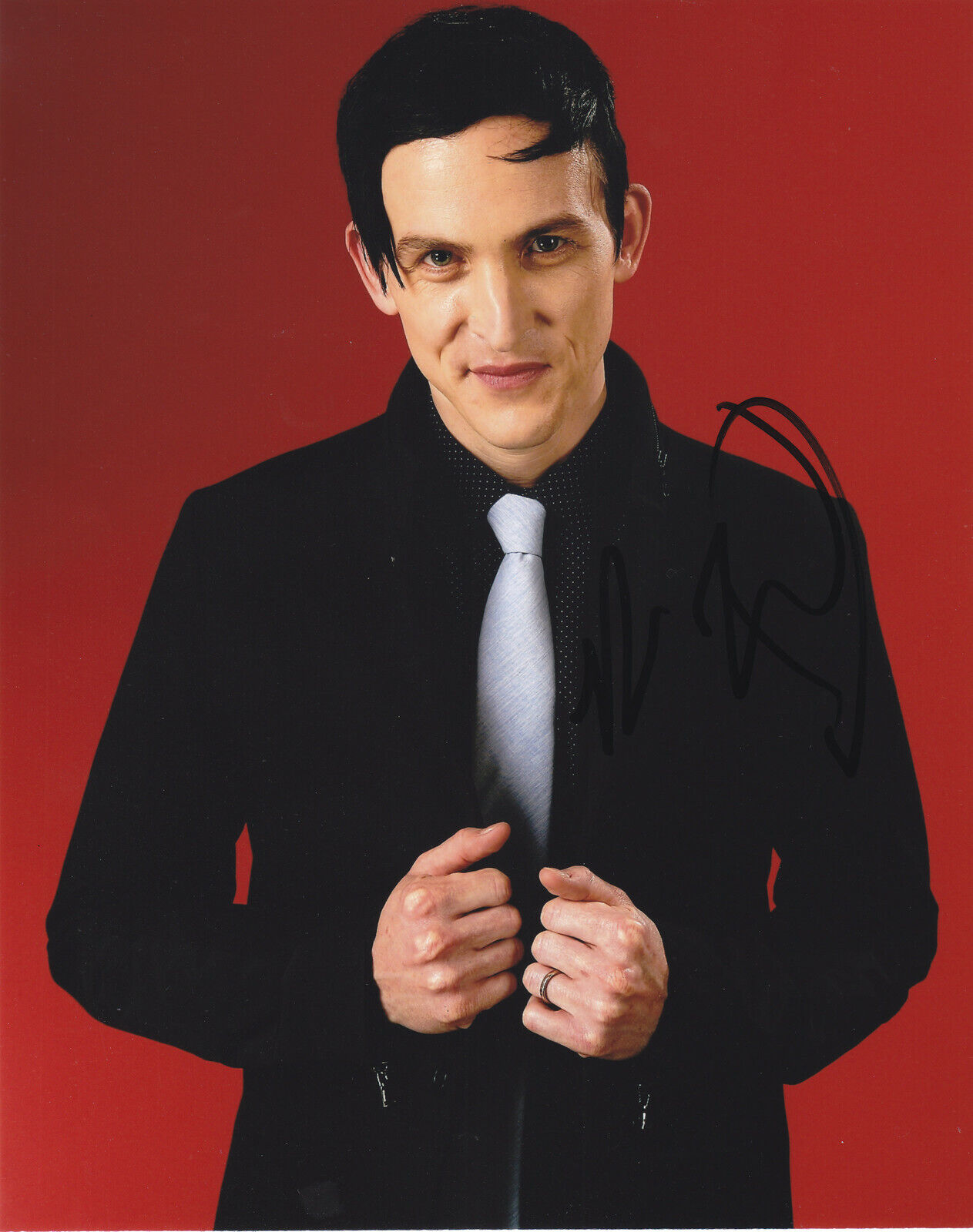 ROBIN LORD TAYLOR SIGNED GOTHAM PENGUIN 8X10 Photo Poster painting EXACT PROOF #2