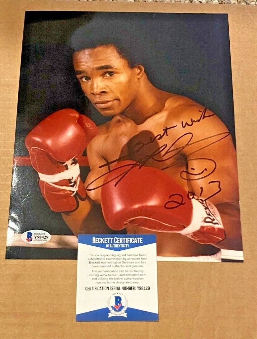 SUGAR RAY LEONARD SIGNED 8X10 BOXING Photo Poster painting BECKETT CERTIFIED