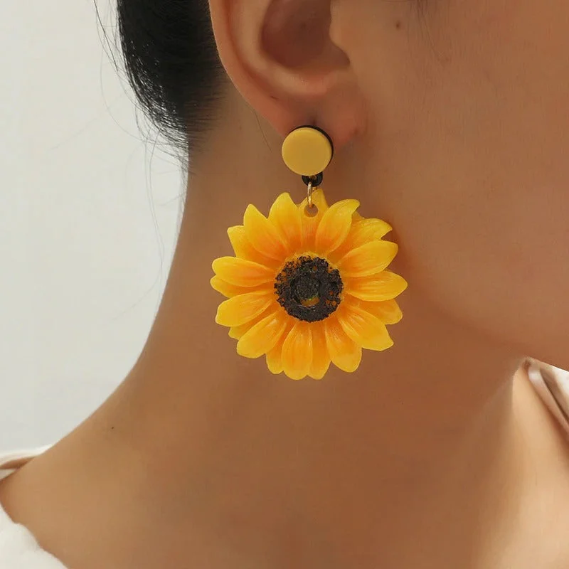 Summer Fashion Sunflower Flower Resin Earrings