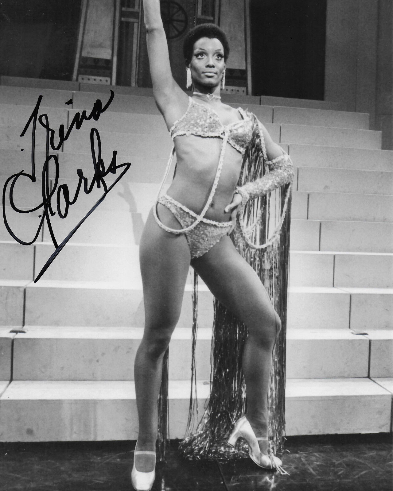 Trina Parks Original In Person Autographed 8X10 Photo Poster painting - Bond 007 #16