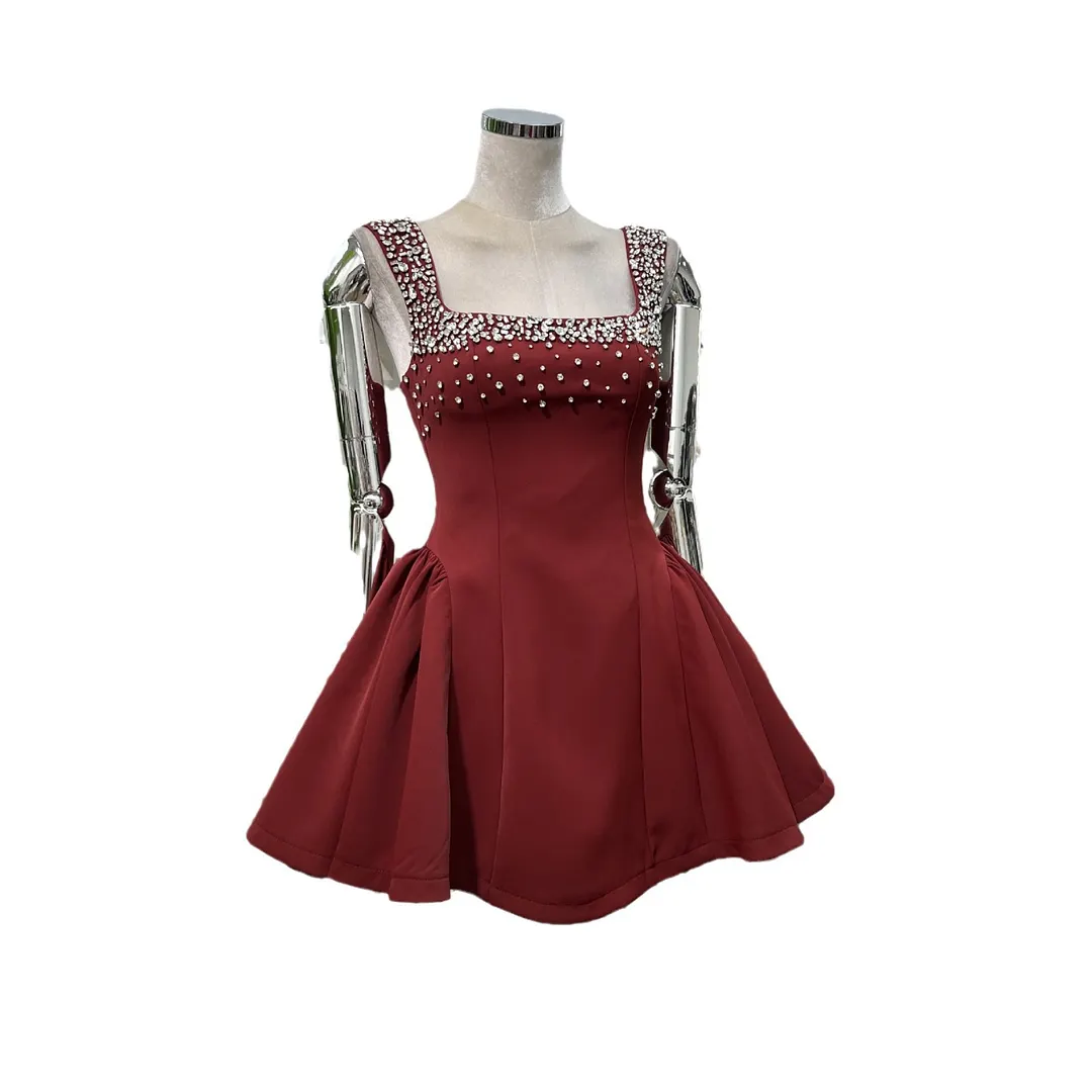 Brownm British Spring Fashion White Rich Beauty Light Luxury Strap Hand Nail Drill Collar Small Dress Waist