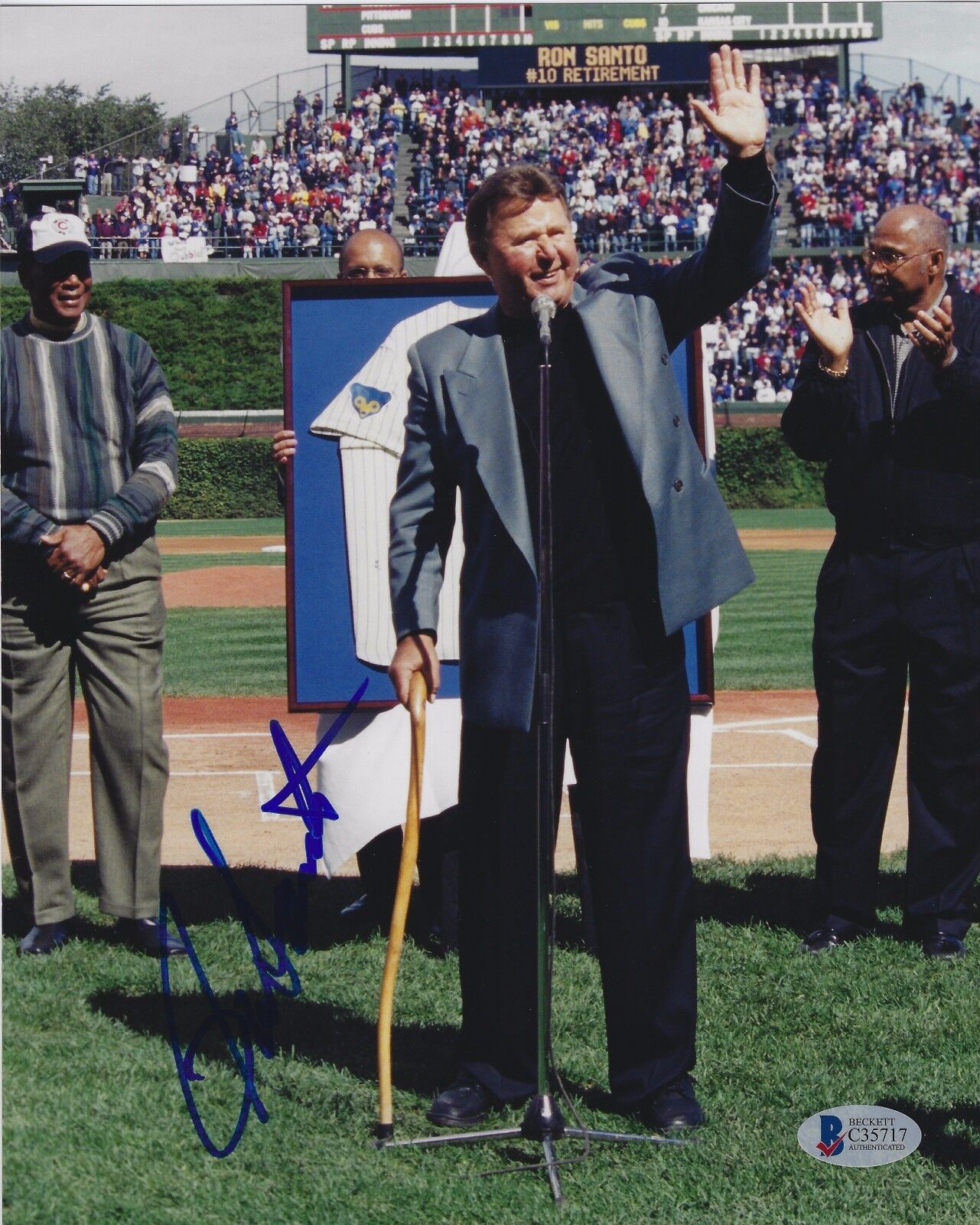 RON SANTO Signed Chicago CUBS 8x10 Photo Poster painting w/ Beckett COA