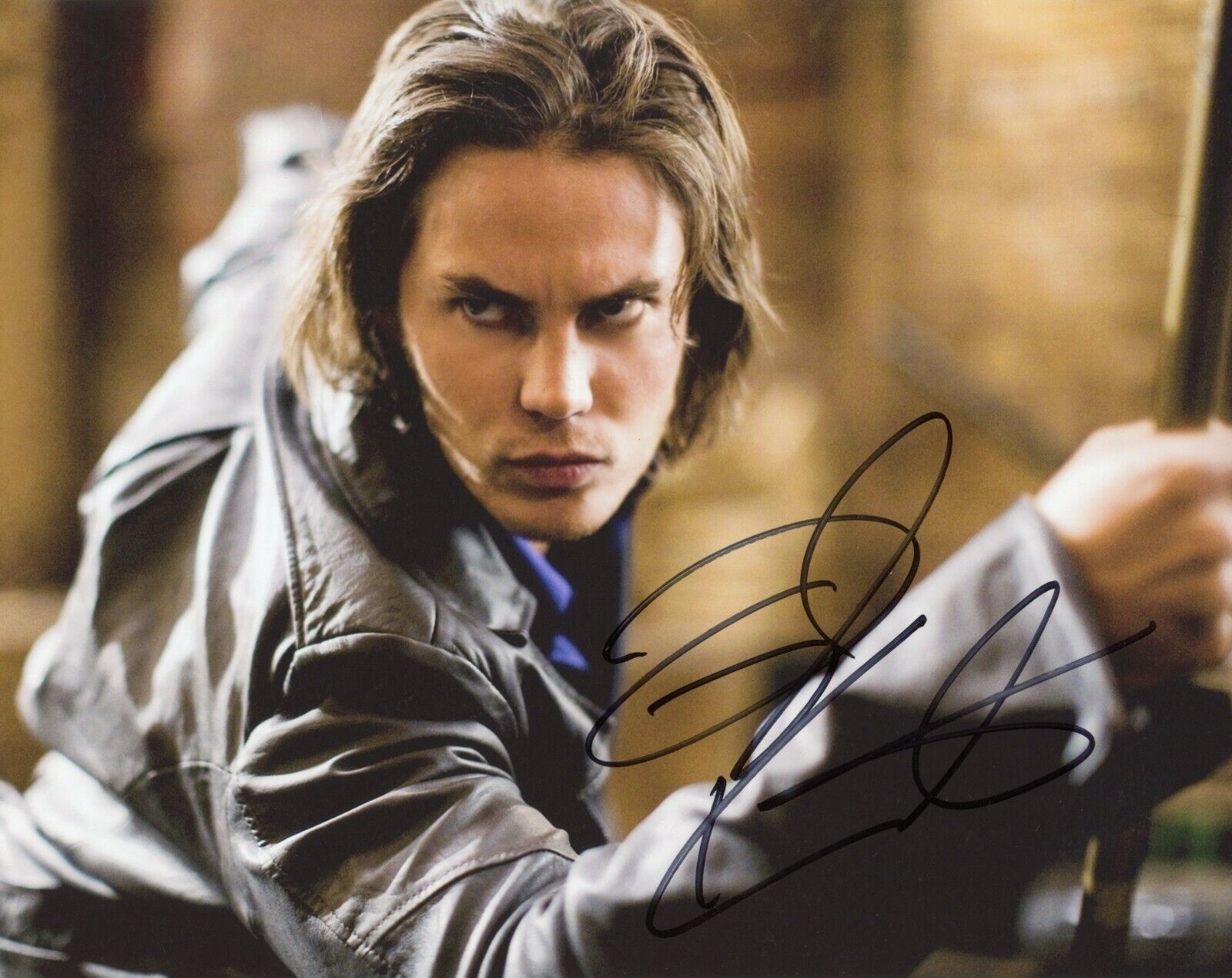 ~~ TAYLOR KITSCH Authentic Hand-Signed GAMBIT - X-MEN