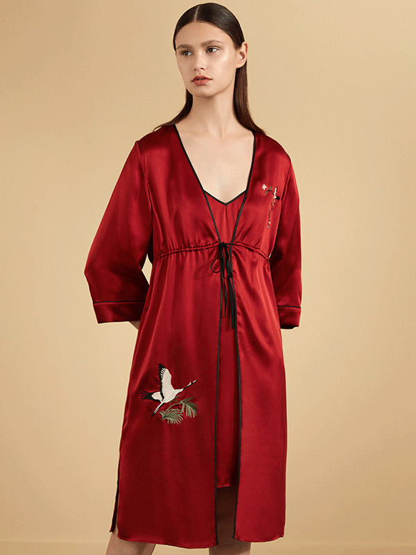 25 MOMME Robe de chambre en soie style kimono classique broderie gru-Soie Plus