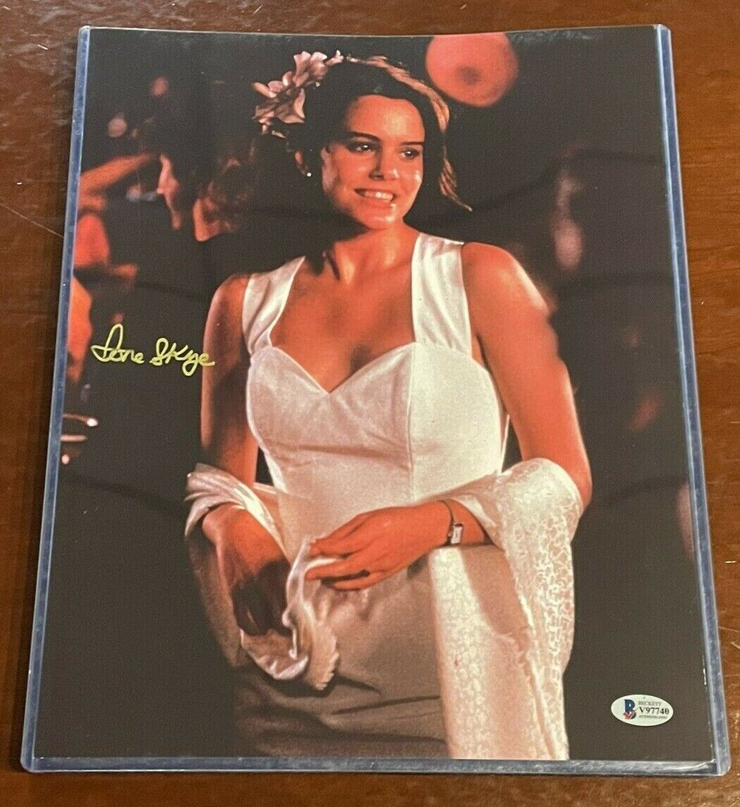 Ione Skye as Diane Court in Say Anything signed 11x14 Photo Poster painting BAS Beckett COA