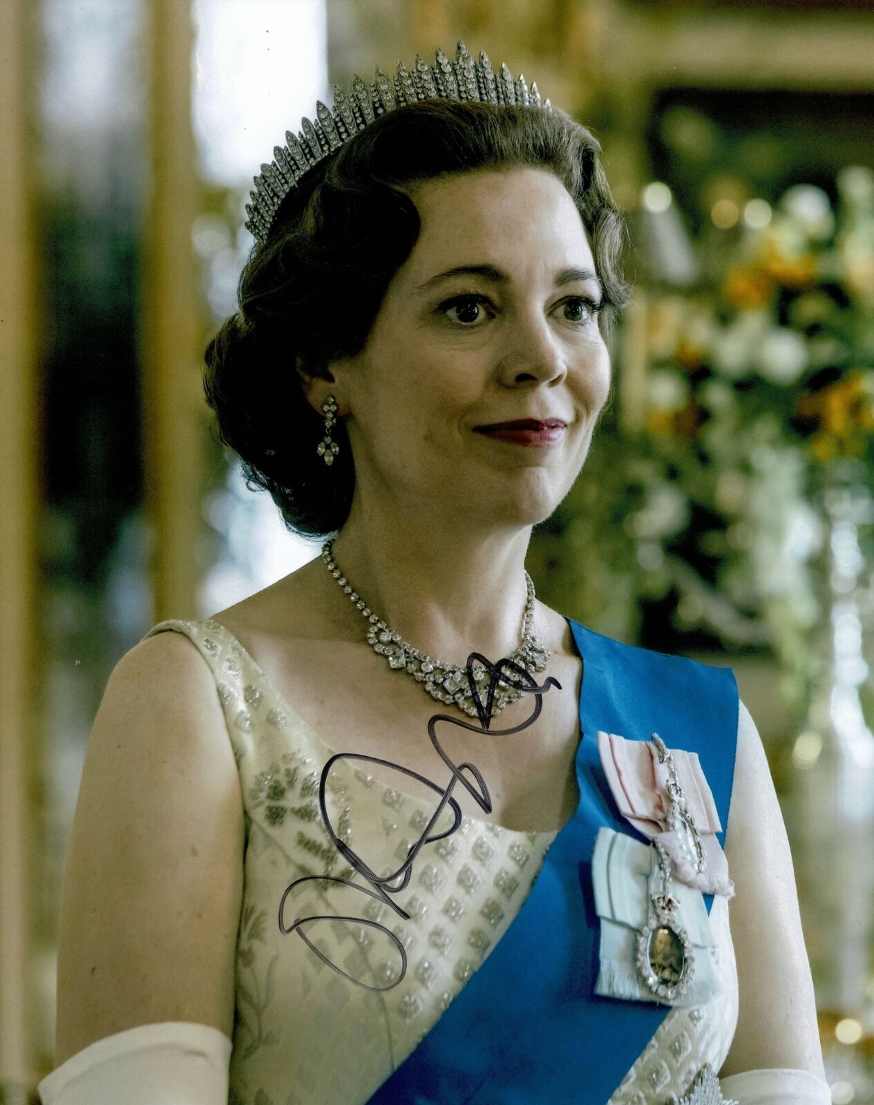 Olivia Colman SIGNED 10X8 Photo Poster painting The Crown Genuine Signature AFTAL COA (5575)