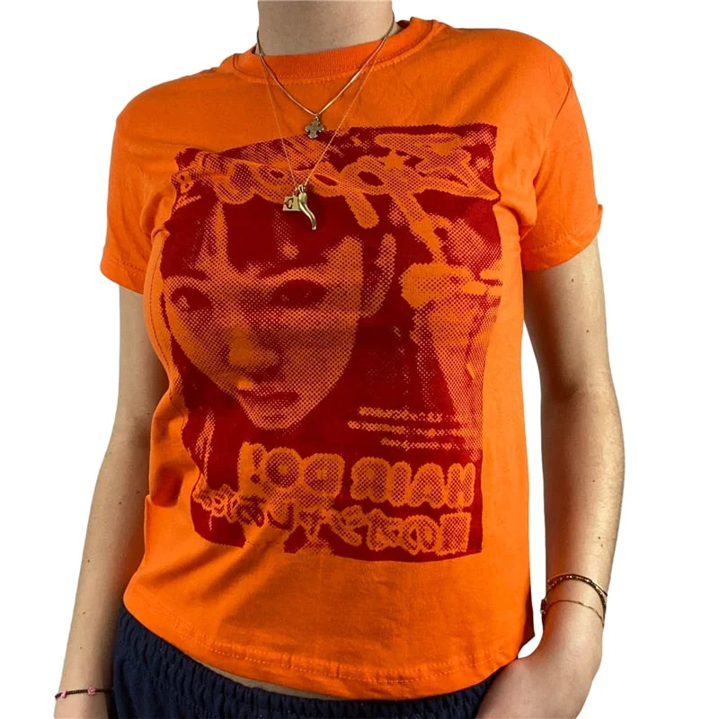 Xingqing Gothic Portrait Print T-shirt Aesthetic Short Sleevle Sweats Tees Harajuku Streetwear White Crop Top Women Clothes