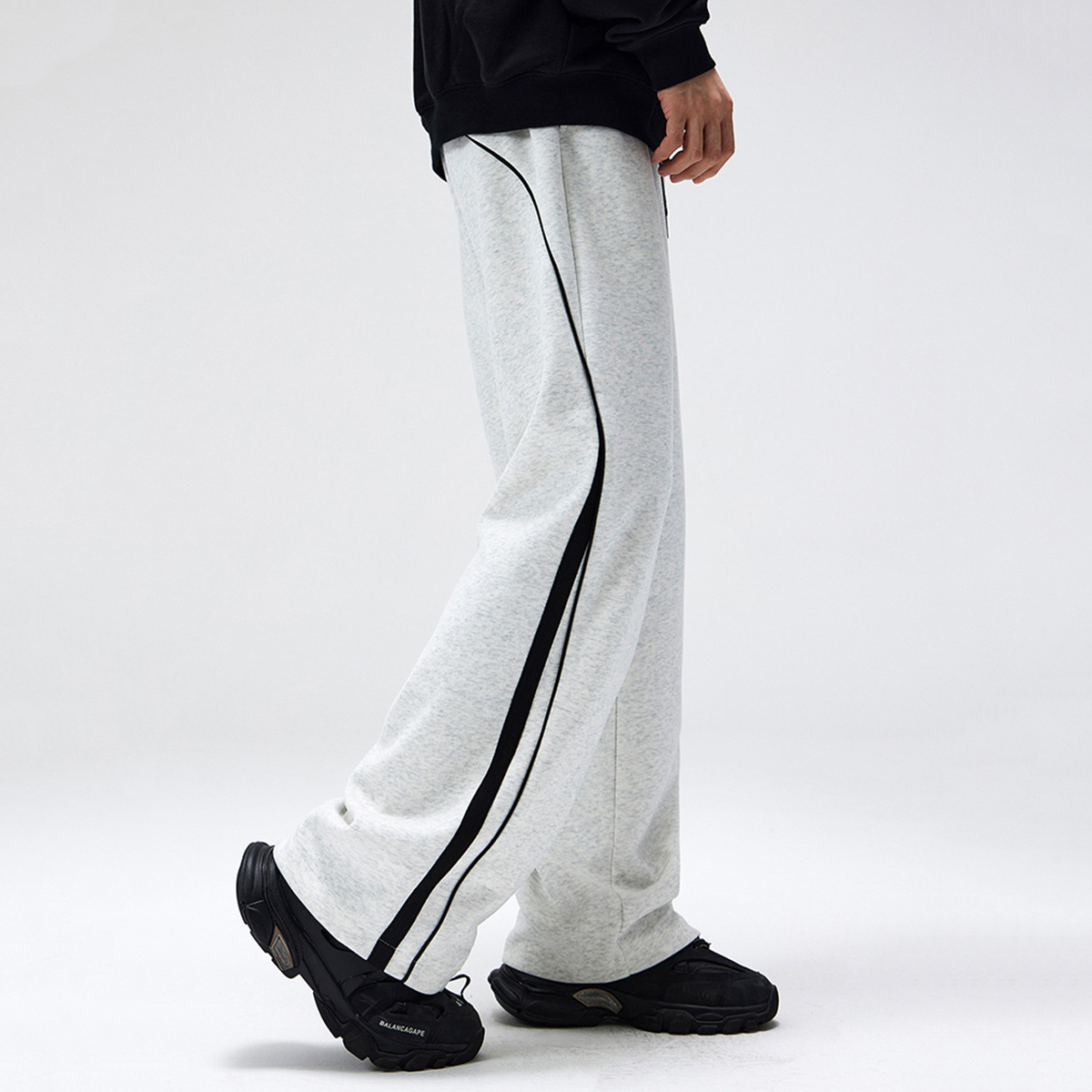 Men's Colorblocked Heavyweight Straight-Leg Sweatpants - Sopula｜Premium Graphic Tees & Graphic Clothing