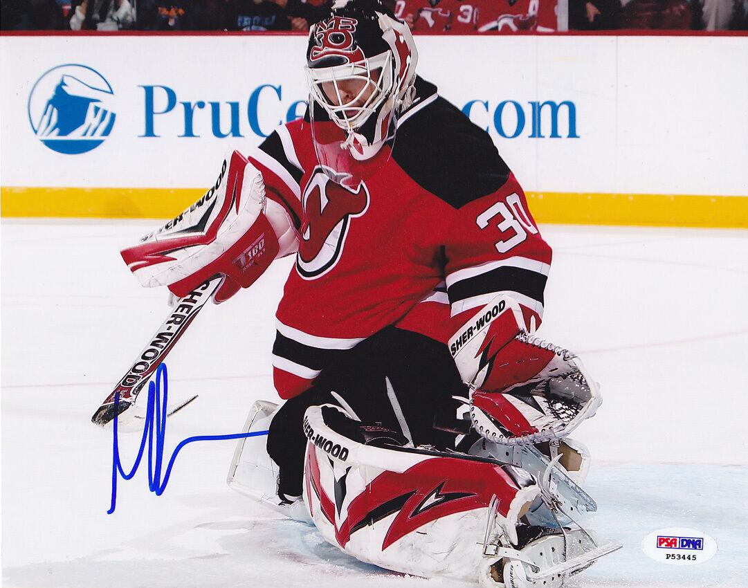 Martin Brodeur SIGNED 8x10 Photo Poster painting New Jersey Devils PSA/DNA AUTOGRAPHED