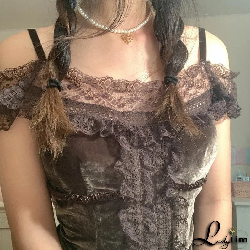 Fashionable and Minimalist winter T-shirt