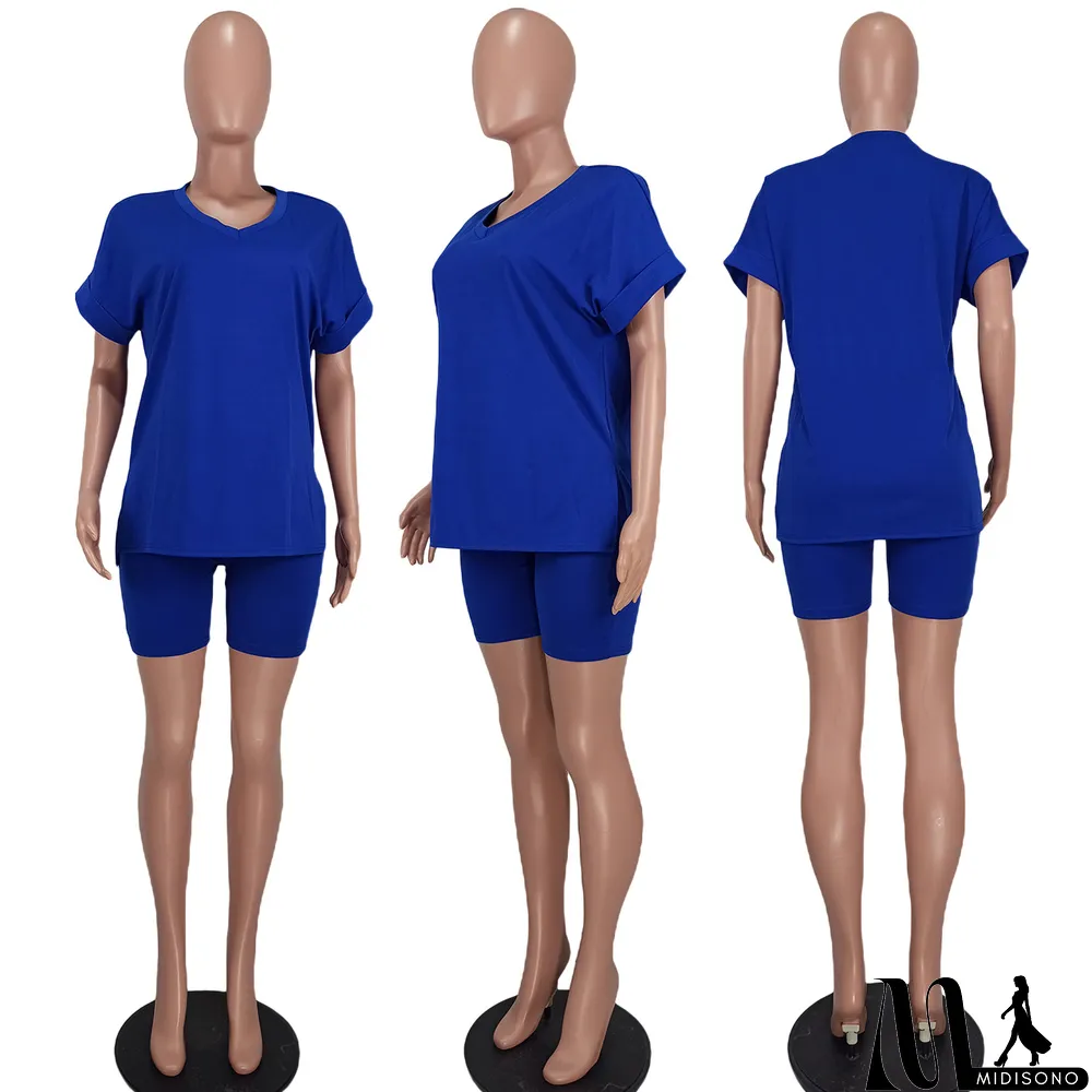 MidiSono - Two-piece Solid Color Slit Casual Shorts