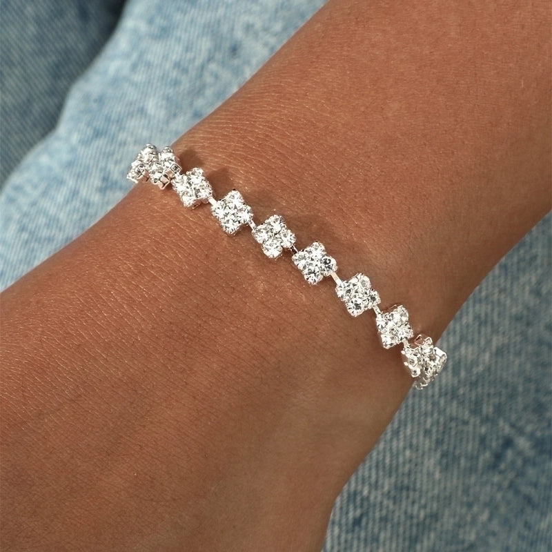 Simple Four-leaf Clover Rhinestone Titanium Steel Bracelet