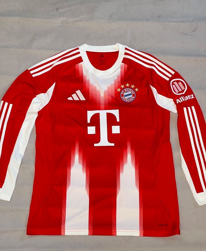 2025-2026 Long SLeeve FC Bayern Munich Home Football Shirt 1:1 Thai Quality Maxi Kit