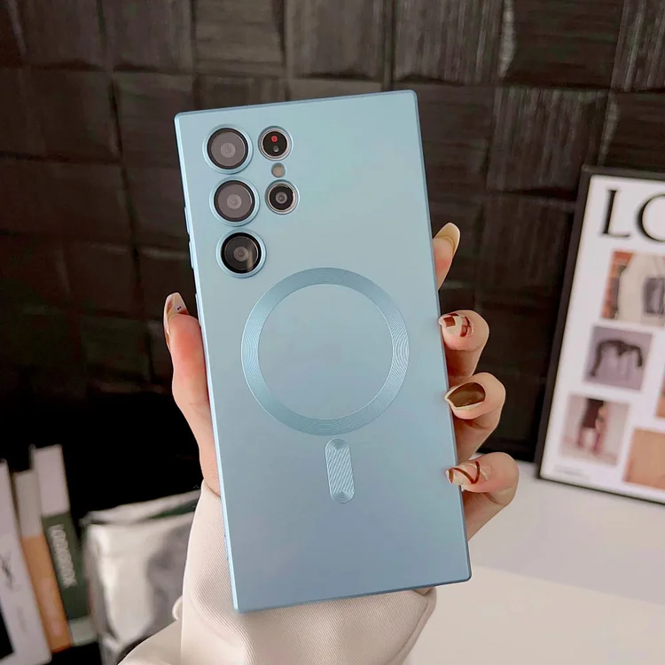Samsung Magnetic Soft Case Comes With Lens Protection Film