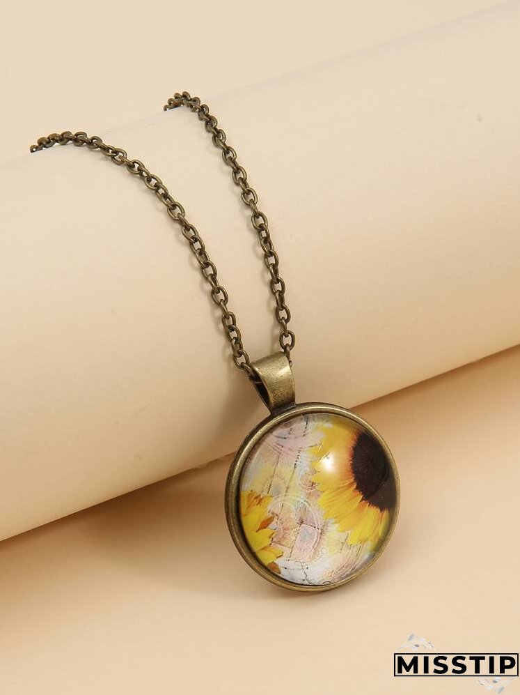 Flower Print Round Pendant Necklace