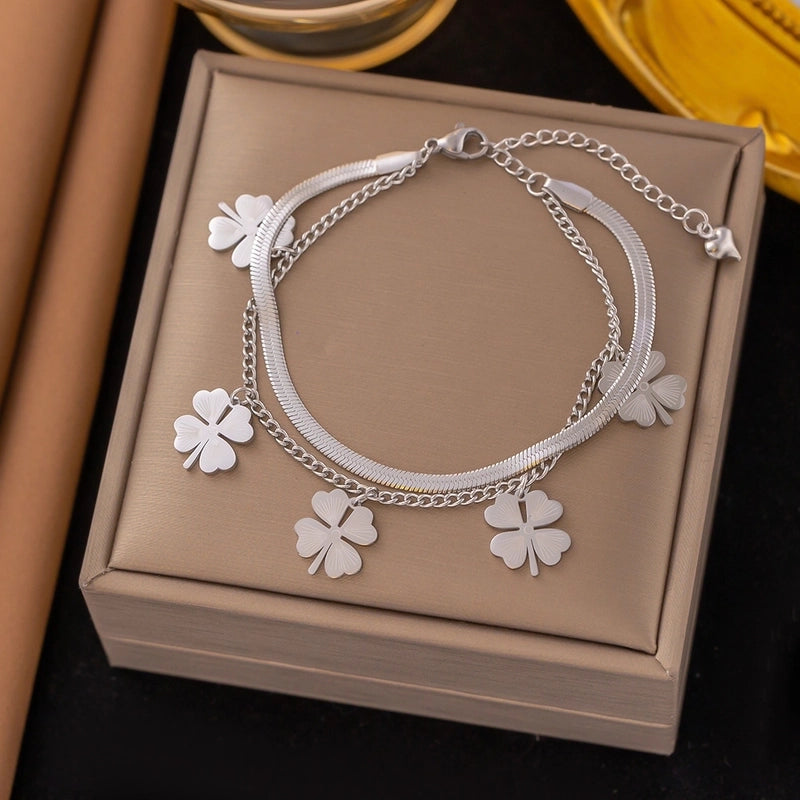 Basic Minimalist Geometric Heart Shape Titanium Steel Bracelets In Bulk