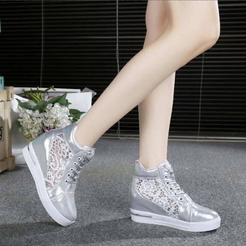 Women Wedge Platform Sneakers Rubber Brogue Leather High heels Lace Up Shoes Pointed Toe Height Increasing Creepers White Silver