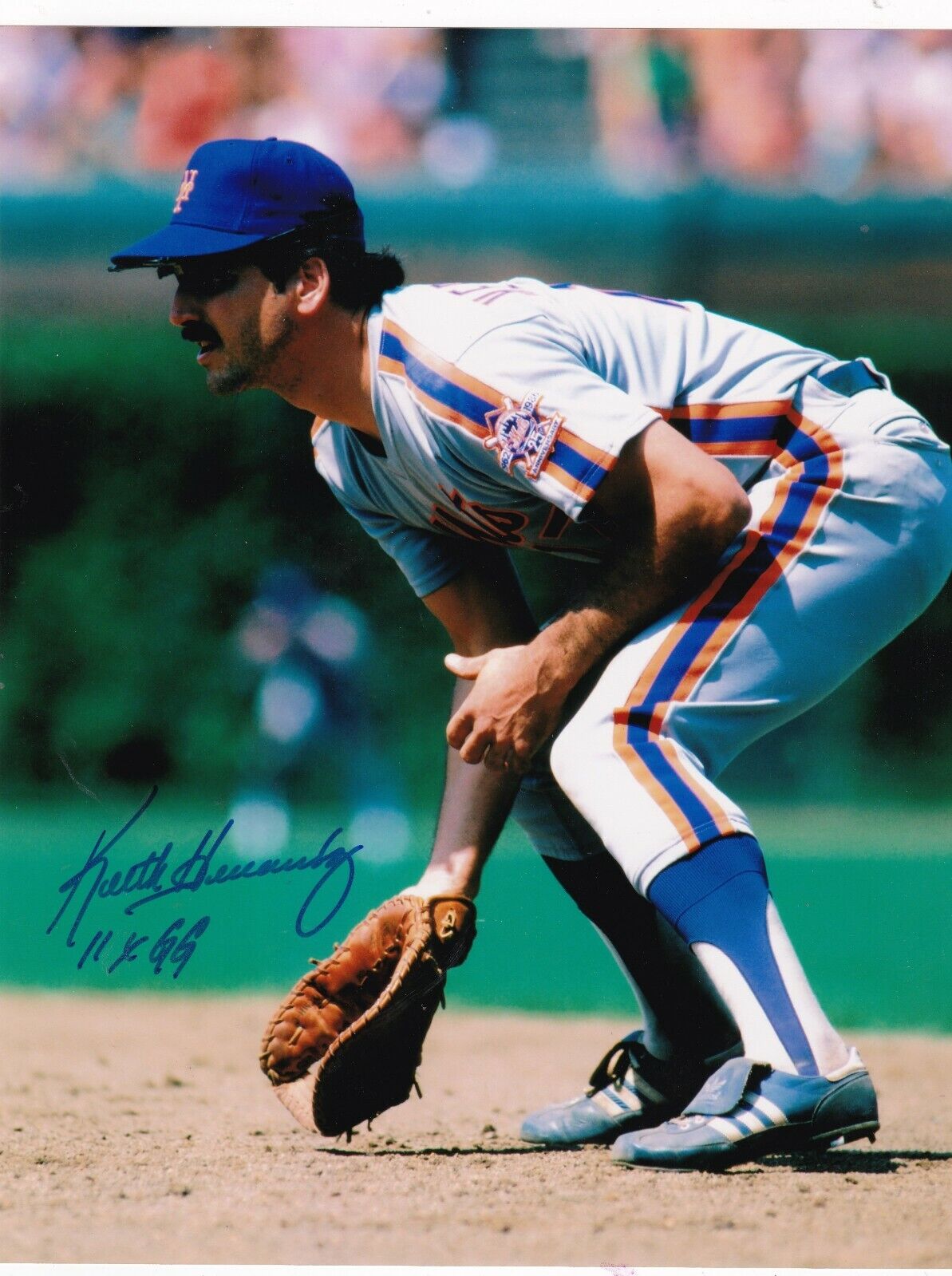 KEITH HERNANDEZ NEW YORK METS 11 X GOLD GLOVE ACTION SIGNED 8x10