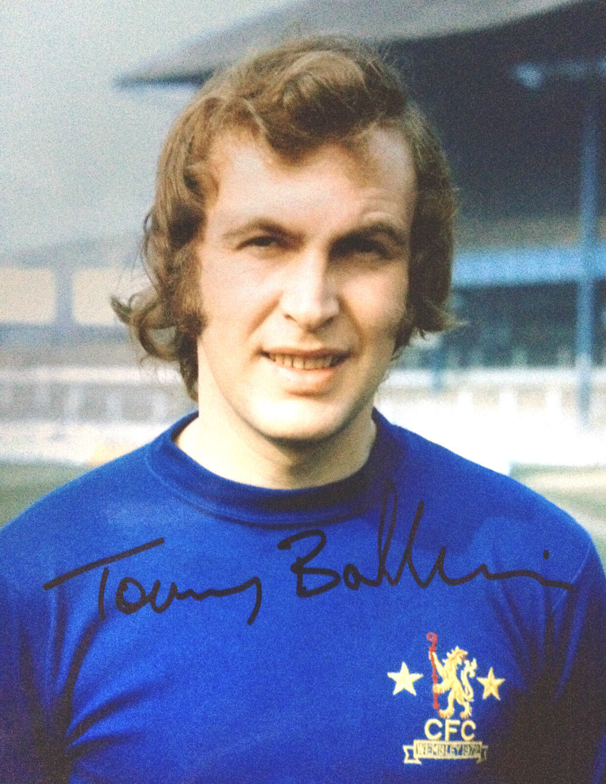 TOMMY BALDWIN - FORMER CHELSEA FOOTBALLER - BRILLIANT SIGNED COLOUR Photo Poster paintingGRAPH