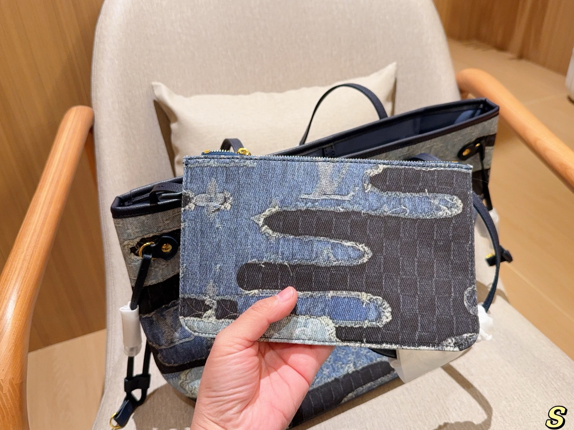 3f90f1f7b55bf0881a59aaebf70b5f89