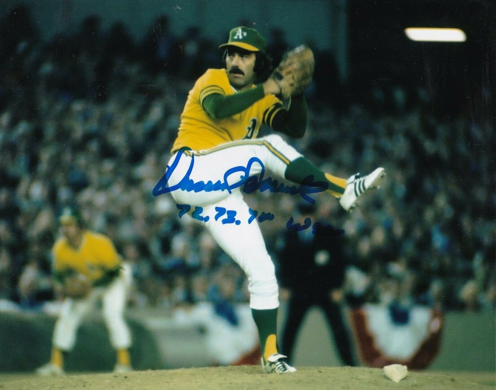 DAROLD KNOWLES OAKLAND A'S 1972,73,74 WS CHAMPS ACTION SIGNED 8x10