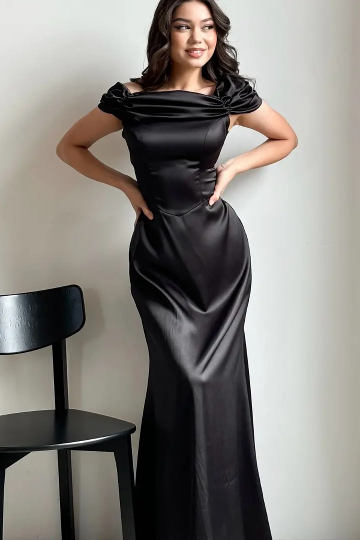 Lvs&Broner Off the Shoulder Sleeveless Long Mermaid Prom Dress With Pleated