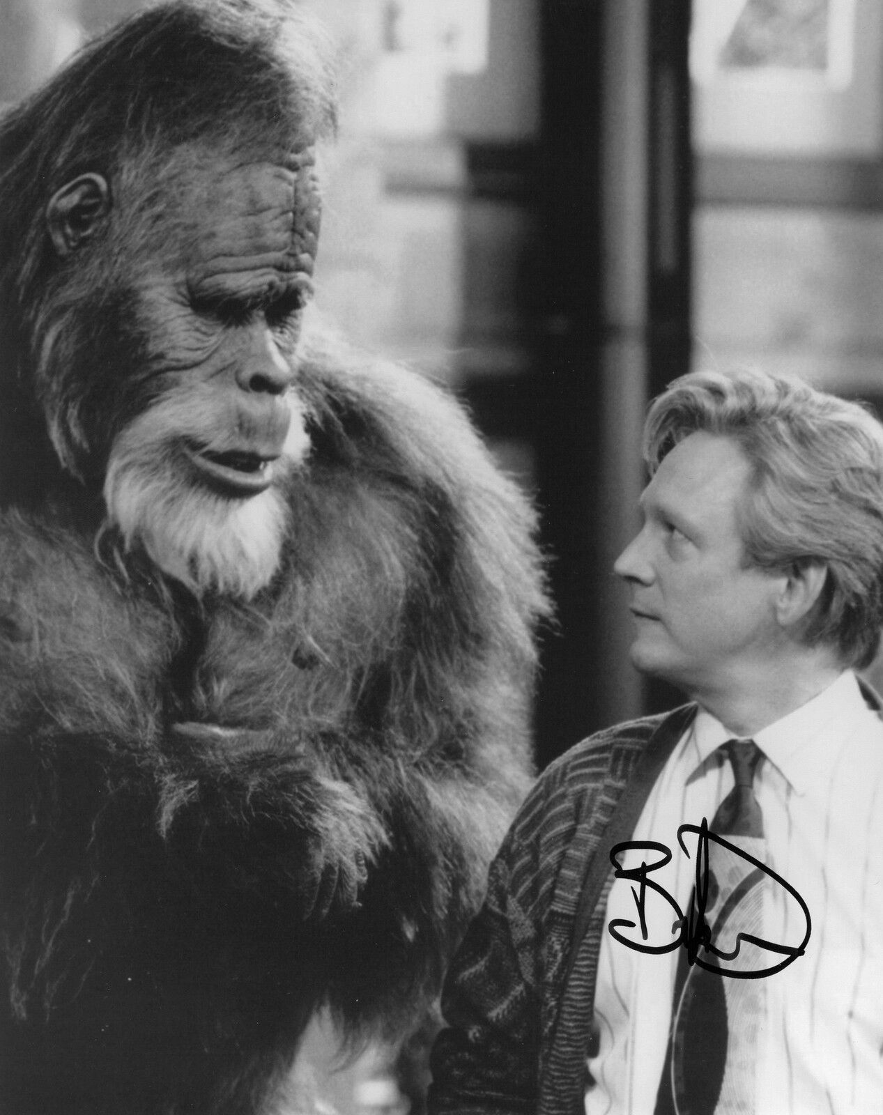 Bruce Davison signed Harry and The Hendersons 8x10 Photo Poster painting w/COA George