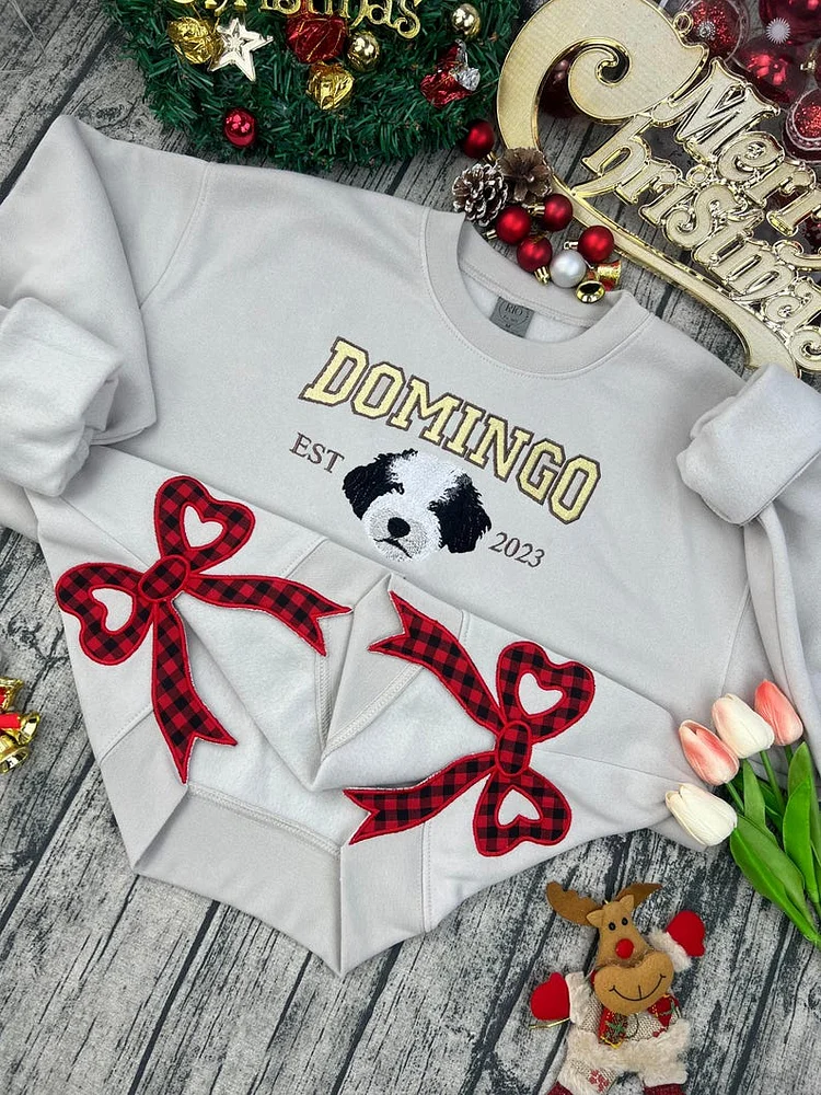 Custom Pet Embroidered Hoodie Sweatshirt T-shirt With Embroidered Side Bow Appliqué, Christmas Gift