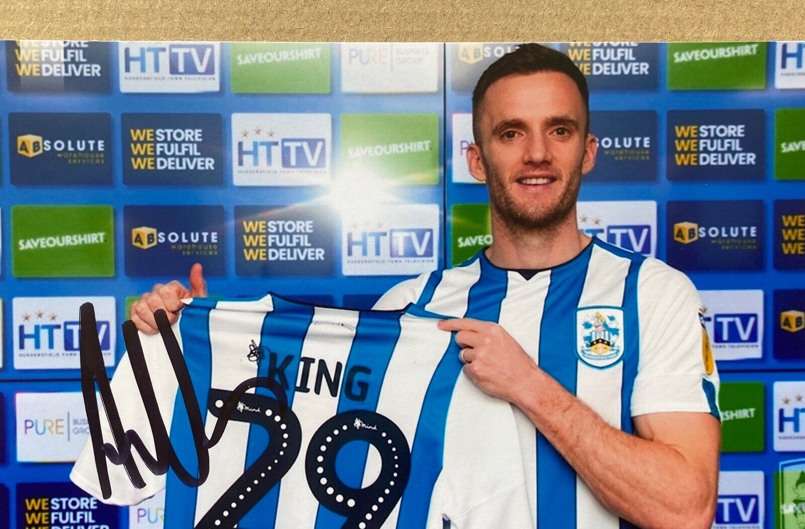 Andy King Genuine Hand Signed 6X4 Photo Poster painting - Huddersfield Town