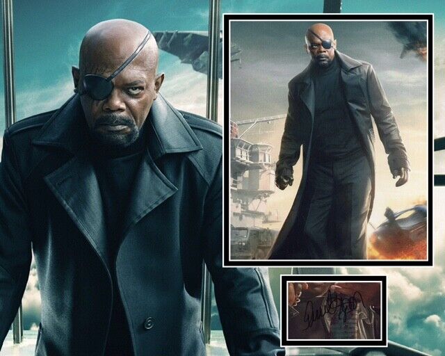 SAMUEL L JACKSON SIGNED AVENGERS Photo Poster painting MOUNT UACC REG 242 ALSO ACOA CERTIFIED