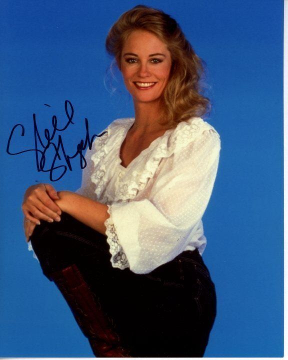 CYBILL SHEPHERD Signed Autographed Photo Poster painting