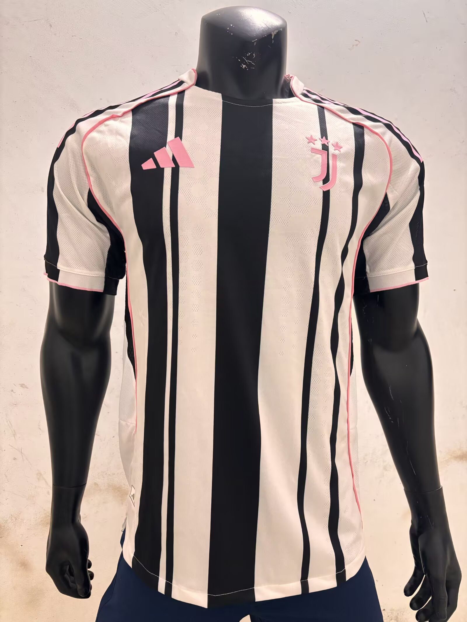25/26 Juventus Home Player Version Men's Football T-Shirt 1:1 Thai Quality