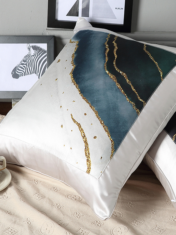 Abstractive Printed European Silk Pillowcase