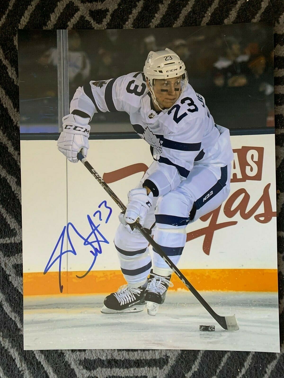 Toronto Maple Leafs Travis Dermott Signed Autographed 11x14 NHL Photo Poster painting COA