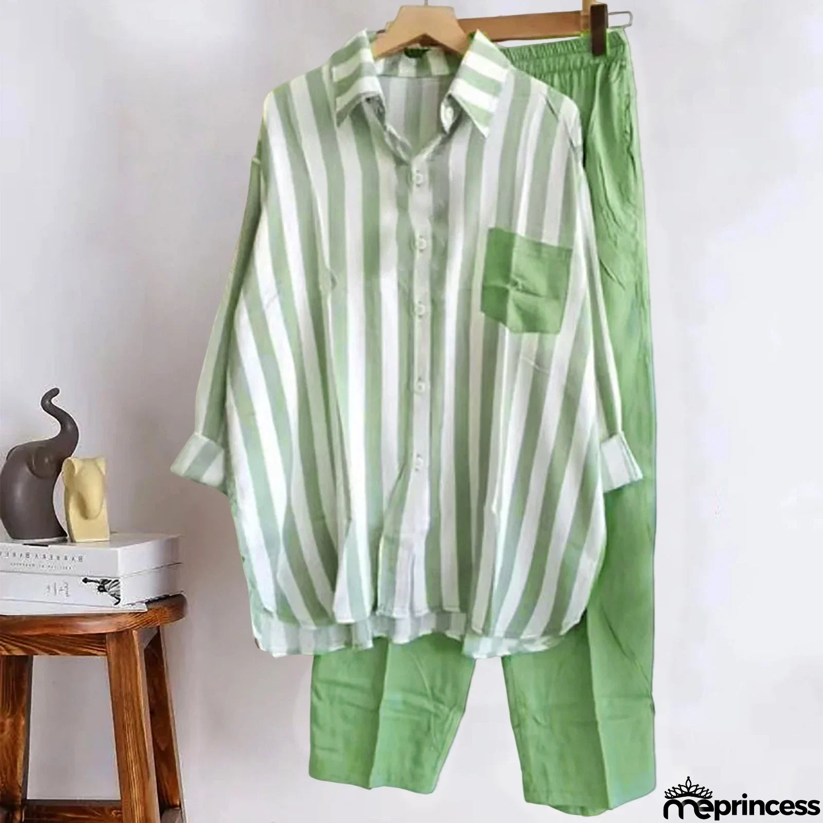 Trendy and light Set