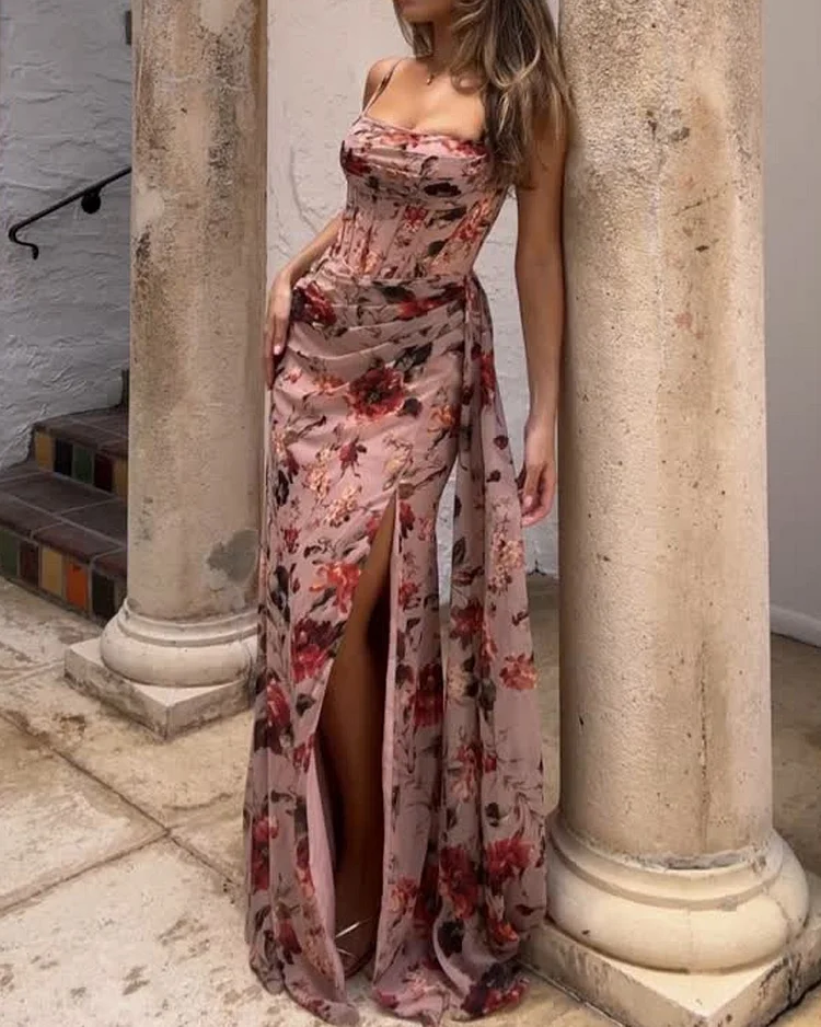 Sleeveless printed dress with waist slits