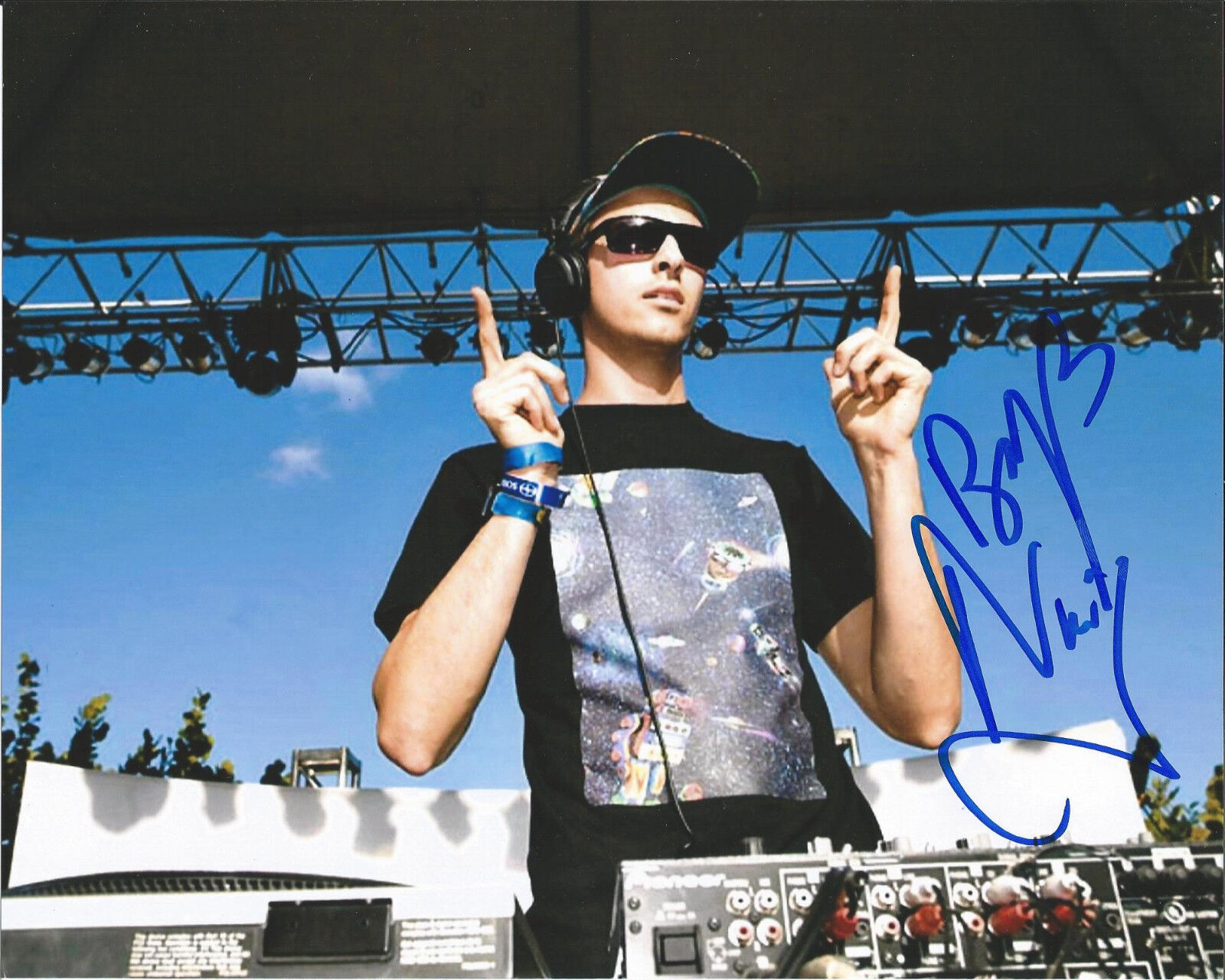 DJ ELECTRONIC BOYS NOIZE SIGNED 8X10 Photo Poster painting W/COA ALEX RIDHA OUT OF THE BLACK A