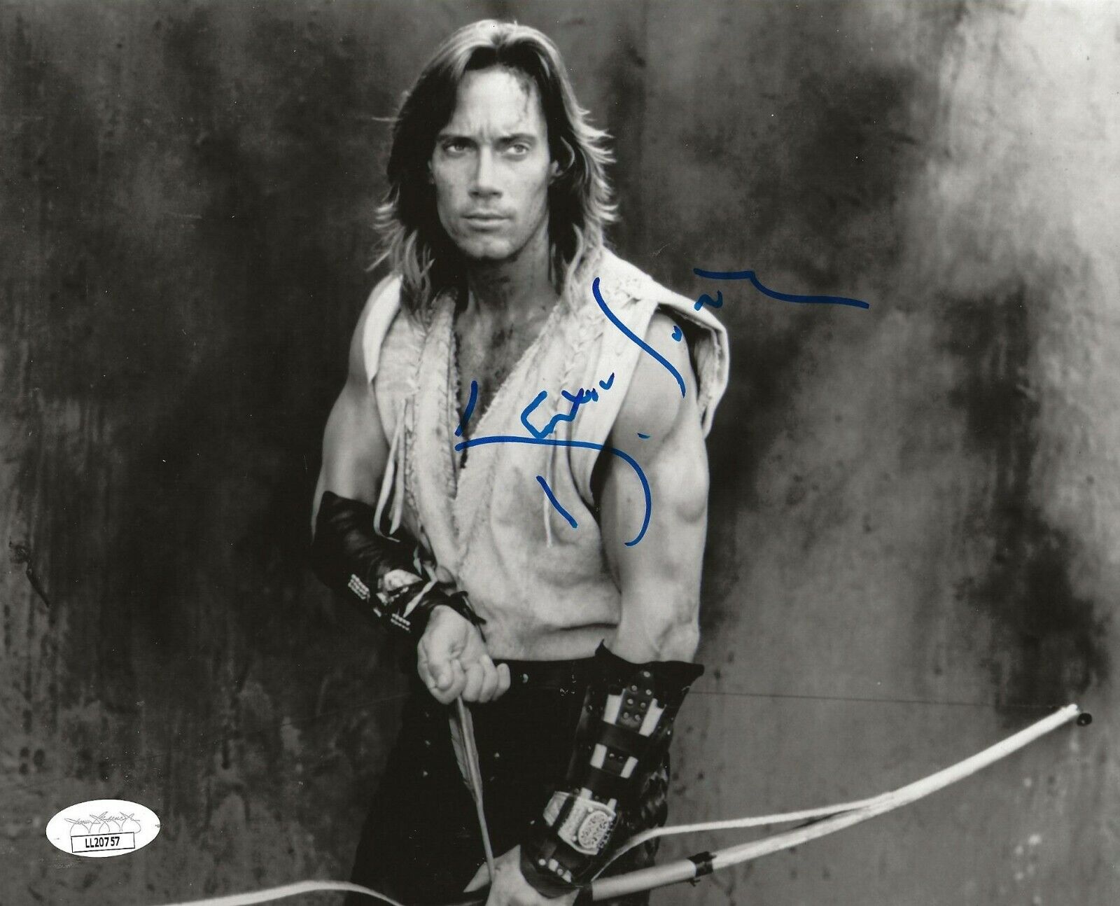 Kevin Sorbo signed Hercules 8x10 Photo Poster painting autographed 4 JSA