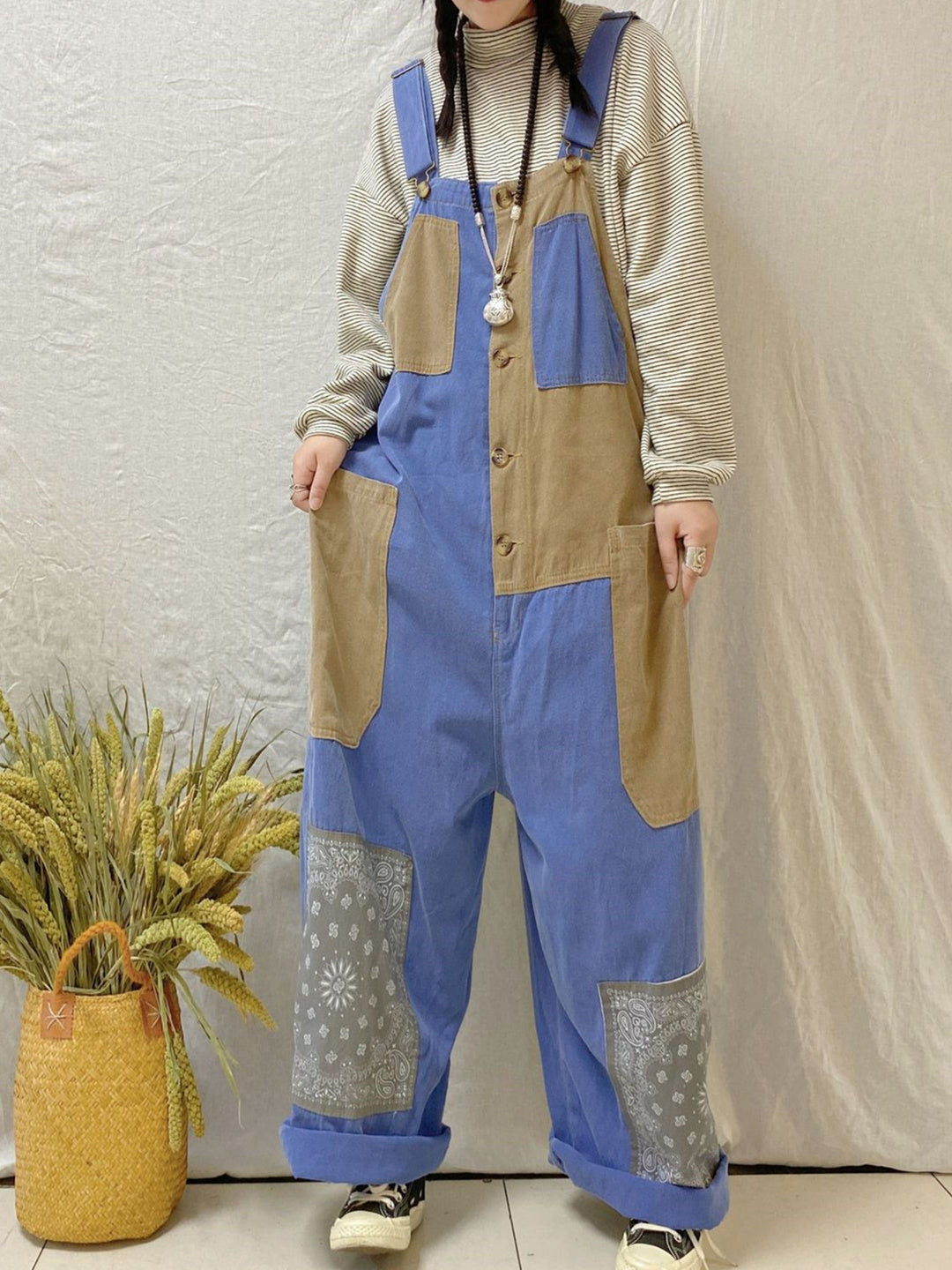 Women Half Sleeve V-neck Solid Color Dress