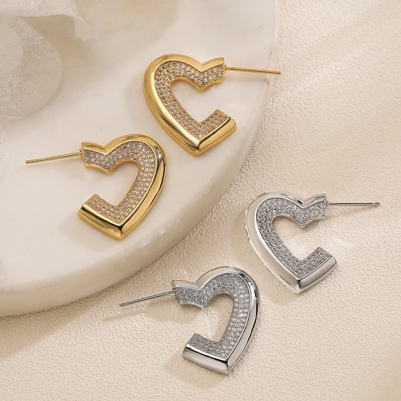 1 Pair Retro Minimalist Commute Heart Shape Inlay Copper Zircon Ear Studs