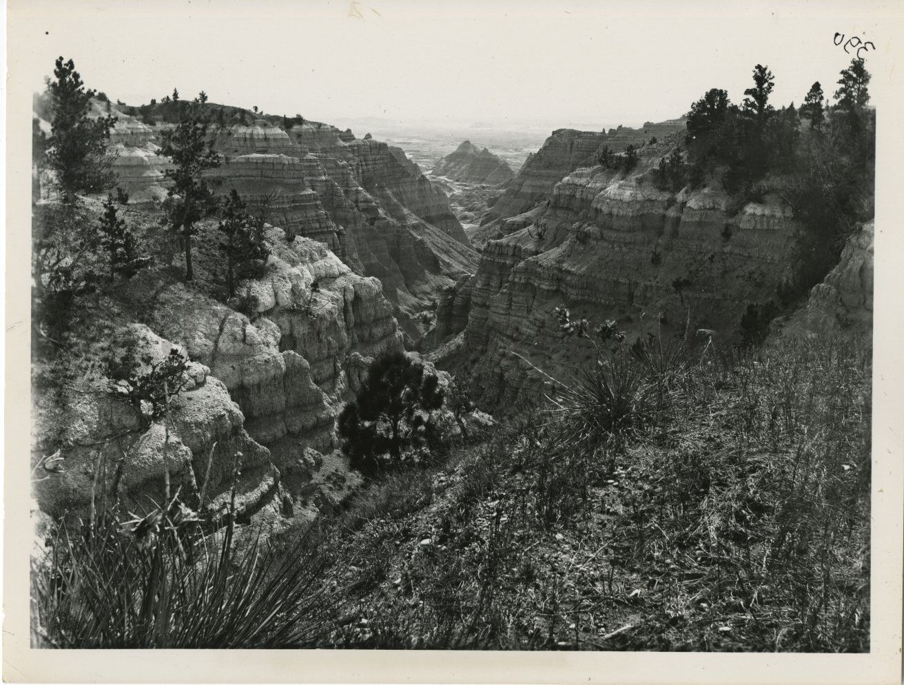 South Dakota History - Vintage Publication Photo Poster painting - Badlands National Park