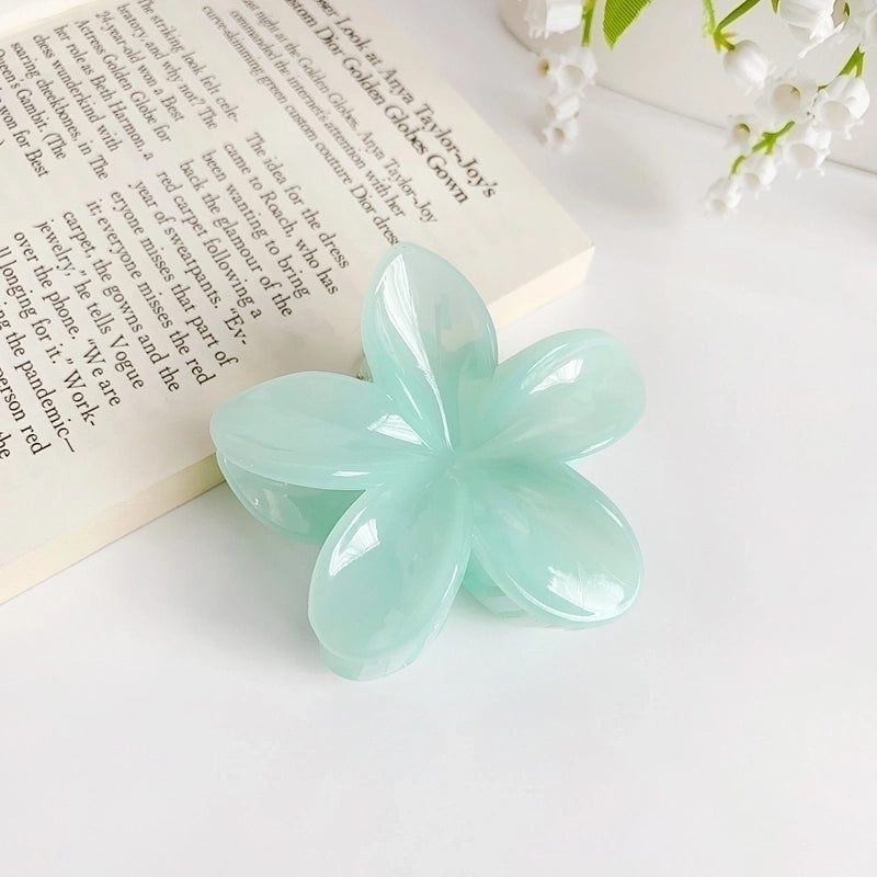 Women’s Elegant Sweet Flower Plastic Hair Claws