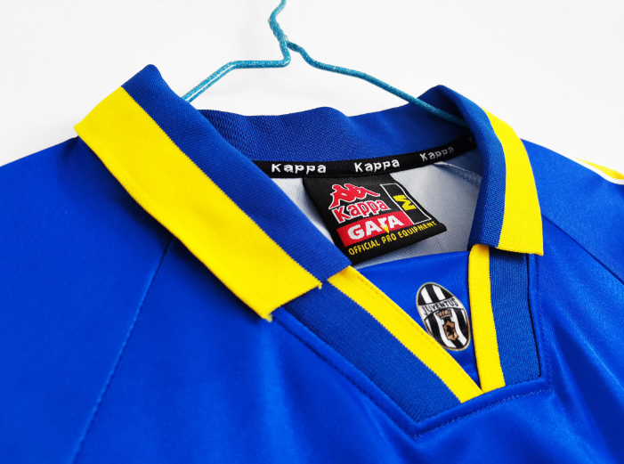 Retro 1995-1996 Juventus away Football shirt Thai Quality