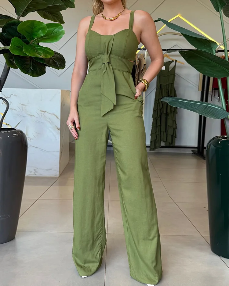 Sleeveless solid color jumpsuit