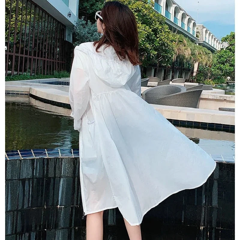 2021 Summer Women's Sun Protection Clothing Long Thin Windbreaker Long Sleeve Plus Size Hooded Breathable Anti-UV Coats KW487
