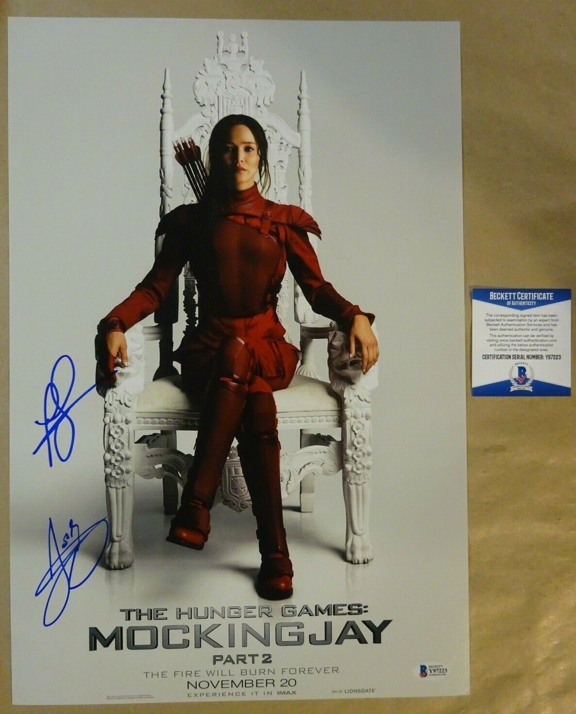 Signed FRANCIS LAWRENCE JOSH HUTCHERSON HUNGER GAMES 12x18 Photo Poster painting BECKETT BAS COA