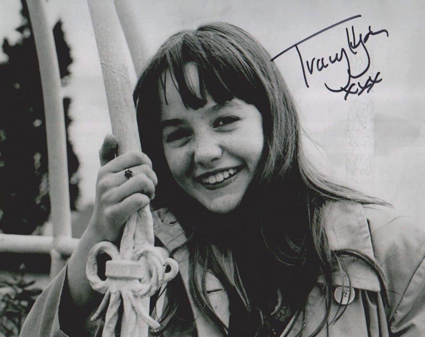 Tracy Hyde Signed Photo Poster painting - MELODY - Starring Mark Lester & Jack Wild - RARE G516