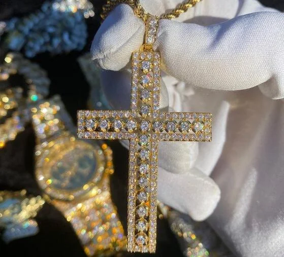 Iced Out Hiphop Jewelry Geometric Cross Pendant-VESSFUL