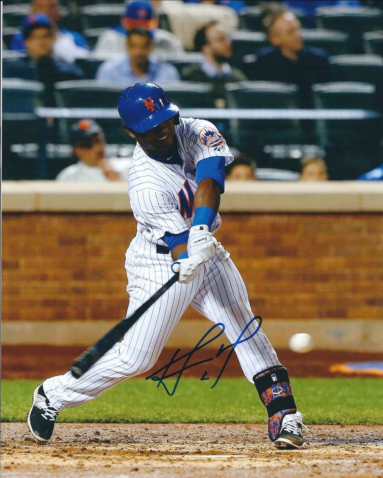 AUTOGRAPHED 8x10 DILSON HERRERA New York Mets Photo Poster painting W/COA