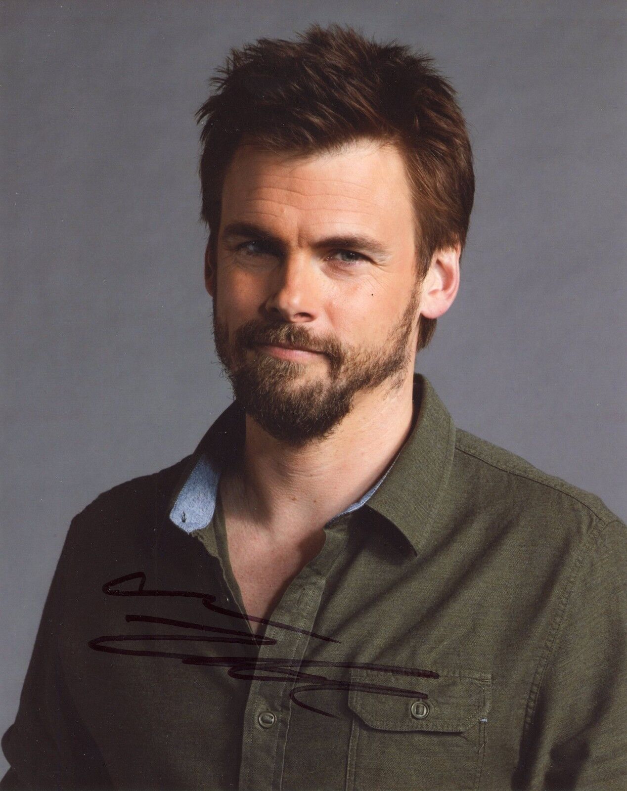 ~~ TOMMY DEWEY Authentic Hand-Signed Casual